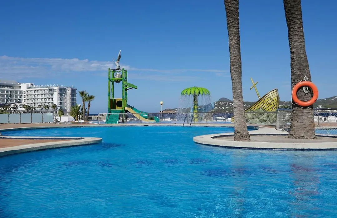 Playa Bella Beach Apartments-1